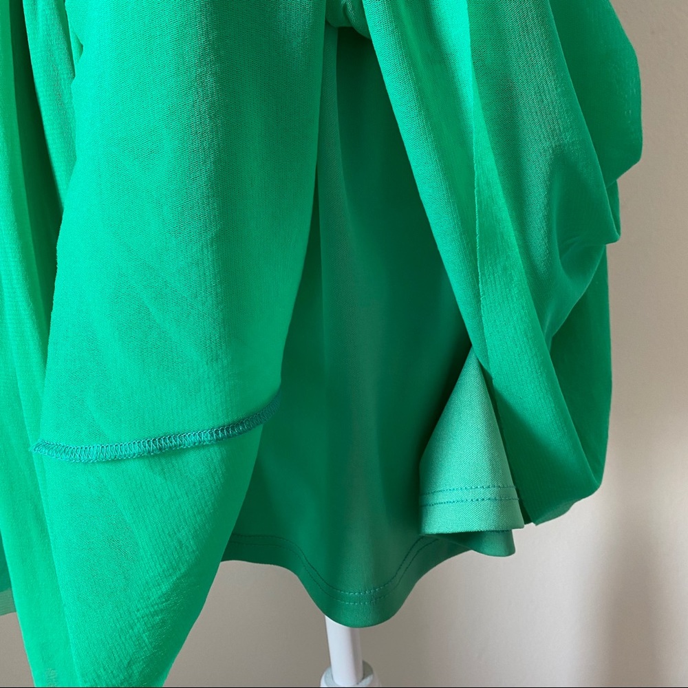 ASOS green lace and layered material dress - Picture 4 of 8